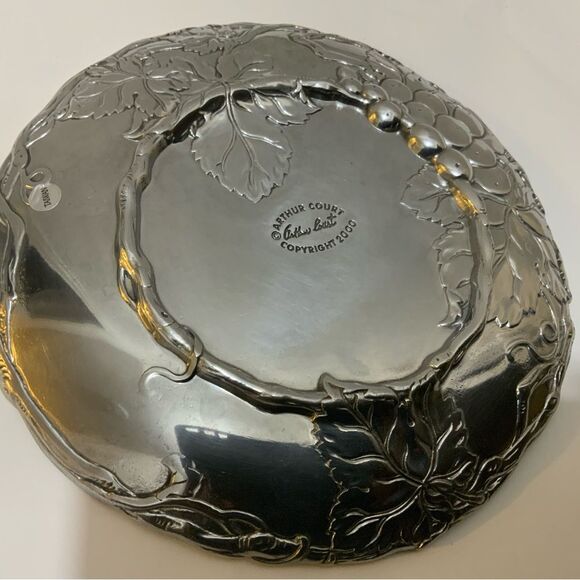 New Arthur Court Design Grape Plate 8" - Picture 4 of 8